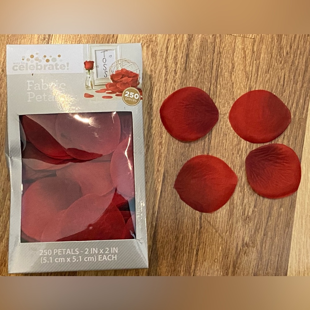 Red Fabric Rose Petals 250 Pieces New